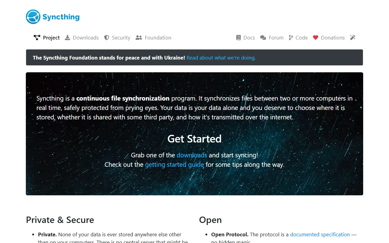 Syncthing homepage showing peer-to-peer file sync